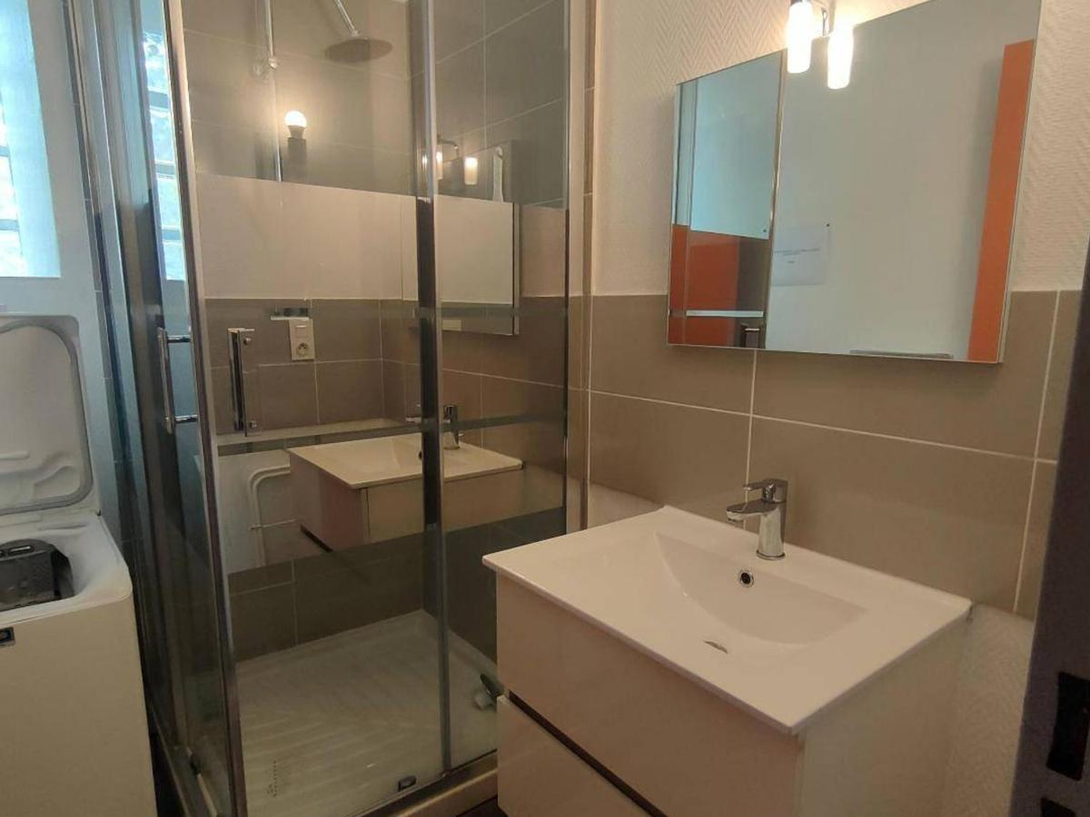 Appartement Centre-Ville 4/6 Pers, 3E Etage, Cuisine Equipee, Parking Gratuit, Linge En Supplement - Fr-1-234-228 Cauterets Eksteriør billede